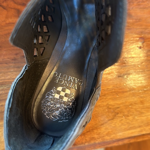 New Vince Camuto army green leather booties - Picture 5 of 7